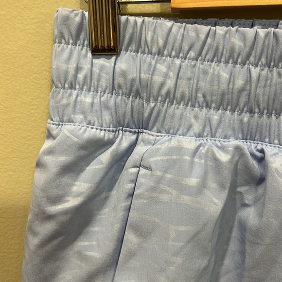 Avia Activewear Shorts with Bike Shorts Lining Size Small - Picture 2 of 6